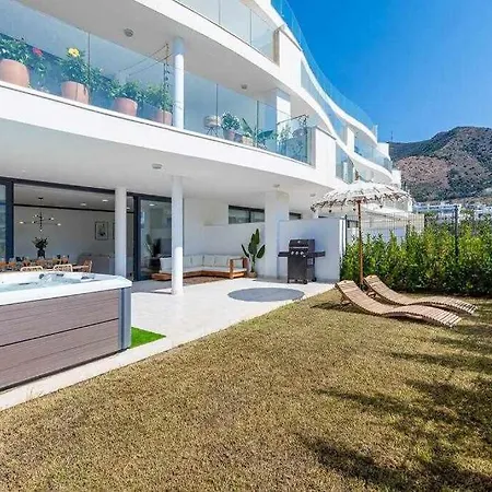 797 - Lujoso 6 Con Jacuzzi En Higueron Málaga