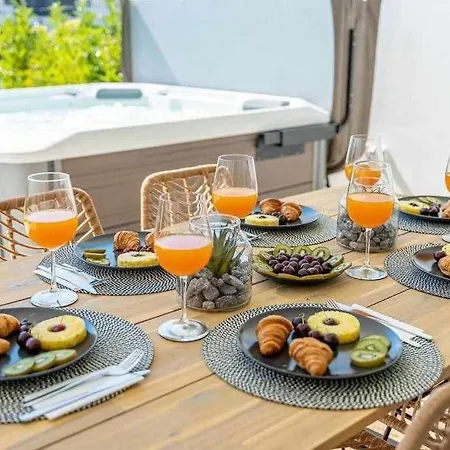 Appartement 797 - Lujoso 6 Con Jacuzzi En Higueron Málaga